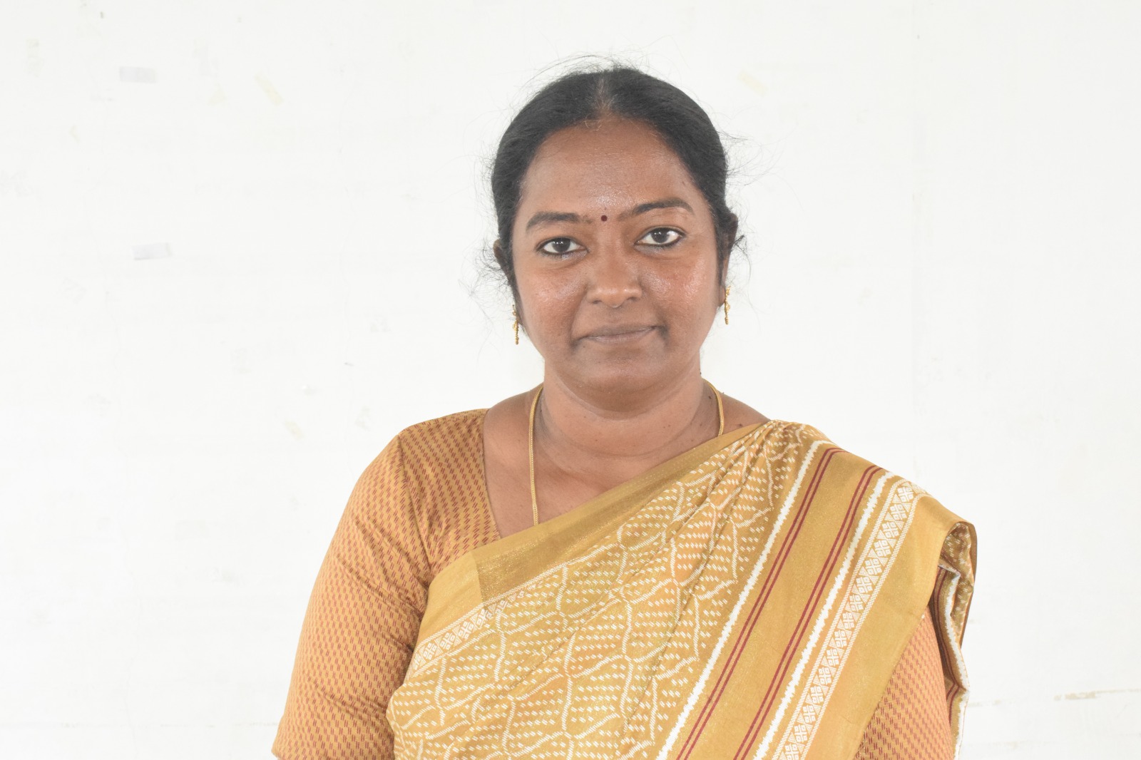 Ms.UMA MAHESWARI M - HINDI